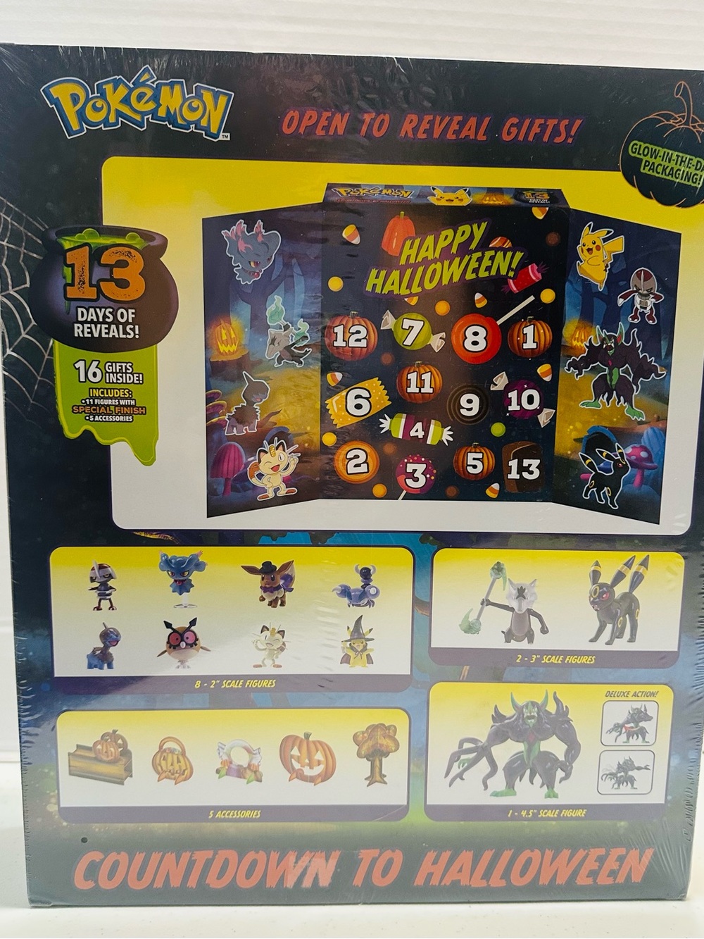 Pokémon Halloween Countdown Playset 13 Days 27pc Glow-in-the-Dark Figures